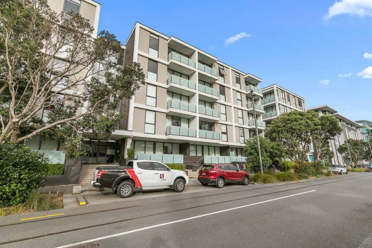 Two Bedroom Apartment - Pool, Gym & Free Parking! Auckland Bagian luar foto